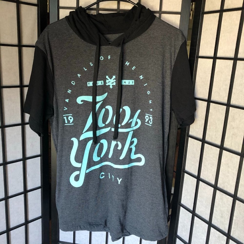 Zoo York Short Sleeve Hooded Shirt Medium
